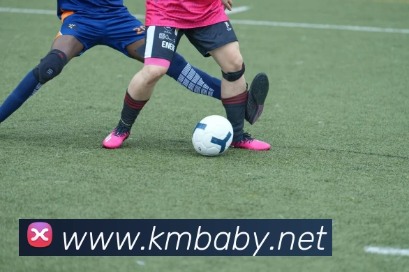 国家德比前瞻:皇马战术调整能否克制巴萨传控?